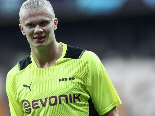 末节被弃用！周琦高效砍两双，杀伤力十足无奈罚球一般