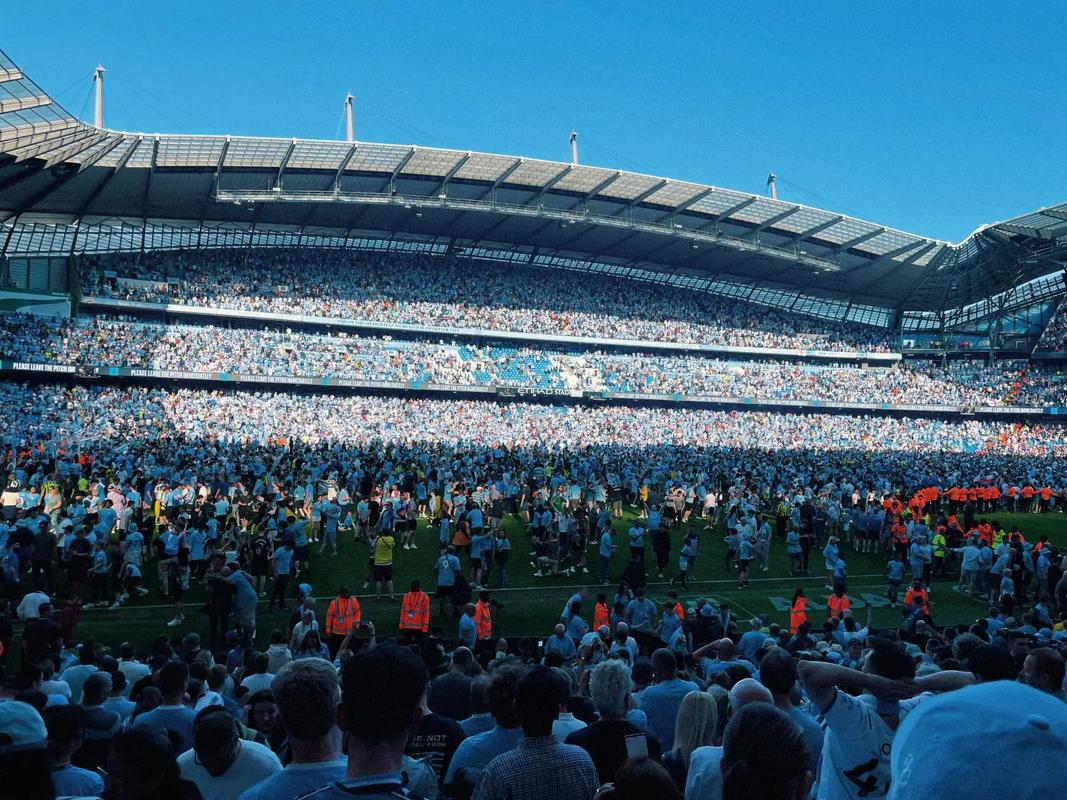 鹈鹕将围绕费尔斯、奎因重建，愿听取锡安、墨菲与琼斯的报价