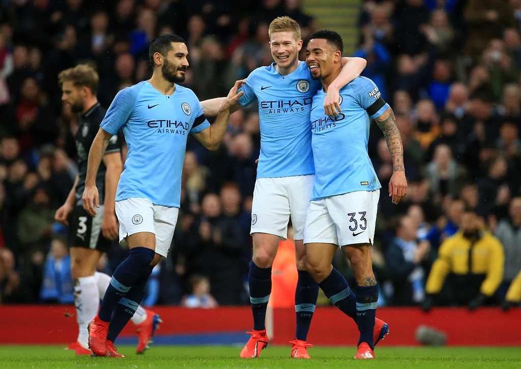 多位名宿怒批萨拉赫：他的行为会给利物浦带来麻烦，应该道歉