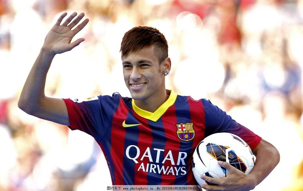 邓加：维尼修斯是足球层面的领袖，而非更衣室领袖（邓加：维尼修斯的领导力体现在比赛中，而非更衣室）